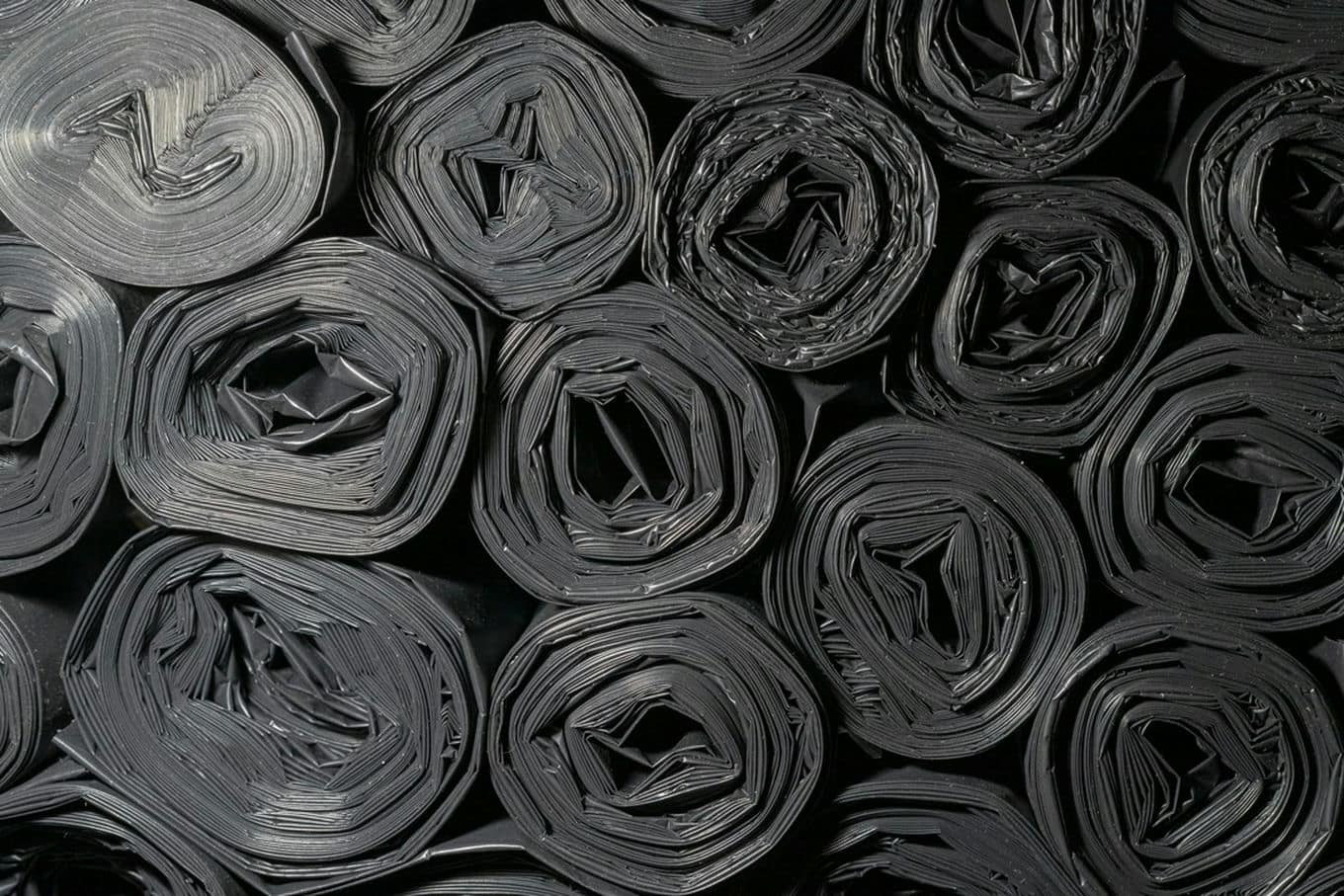 Jak szybko zrealizować zamówienie na worki foliowe dzięki dużemu magazynowi?